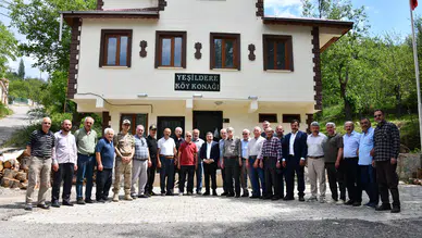 Vali Cevdet Atay, Yeşildere Köyünde vatandaşların taleplerini dinledi