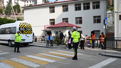 Gümüşhane’de Okul Çevrelerinde Drone Destekli Güvenlik Denetimi Gerçekleştirildi