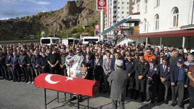 Kıbrıs Gazisi İlyas Kullukçu son yolculuğuna uğurlandı