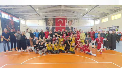 Şiran Akademi, Efeler Ligi Aşkına: 3-0