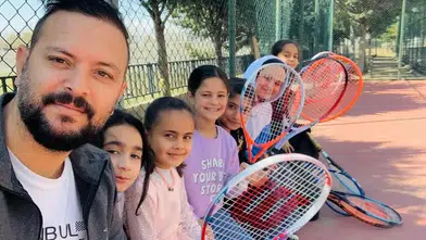 Gümüşhane’de Geleceğin Raketleri Aranıyor: 7-17 Yaş Tenis Kayıtları Başladı!