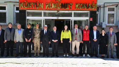 Vali Atay Kürtün’e Çıkarma Yaptı: Şehit Ailesinden Muhtarlara Yoğun Mesai