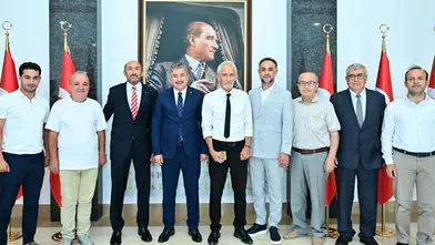 Eskişehir'deki Gümüşhanelilerden Vali Yılmaz’a ziyaret: Eylül Ayındaki Büyük Buluşmaya Davet Ettiler