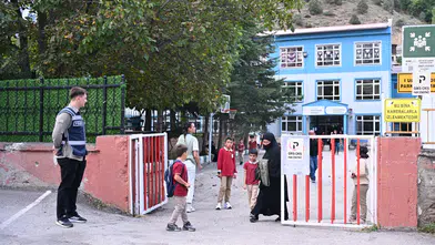 Gümüşhane Emniyetinden Okul Çevrelerinde Sıkı Güvenlik Tedbiri