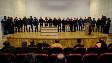 Başkan Kara kesenin ağzını açtı! Bir maaş ikramiye ve alışveriş çeki...