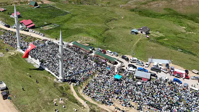 Binlerce kişi Kadırga Yaylası’nda Otçu Şenliği için bir araya geldi