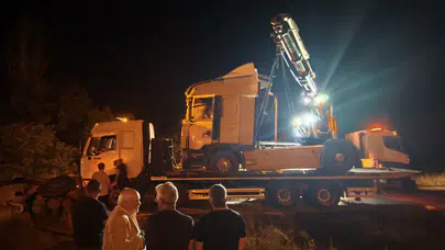 Kelkit-Gümüşhane Yolunda Beton Mikseri Devrildi: Sürücü Yaralandı