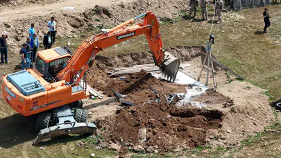 Gümüşhane’de yaylalardaki kaçak yapılar yıkılıyor