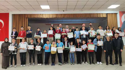 Gümüşhane'de Akıl ve Zekâ Oyunları İl Finalleri Tamamlandı: Şampiyonlar Ödüllerini Aldı