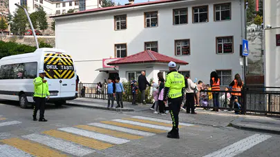 Gümüşhane’de Okul Çevrelerinde Drone Destekli Güvenlik Denetimi Gerçekleştirildi