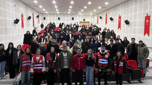 “Gönüllülük Söyleşileri” Kapsamında Türk Kızılayı Tanıtıldı