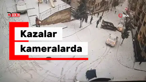Gümüşhane'de buzlu yolda yokuş aşağı kayan araçlar kamerada