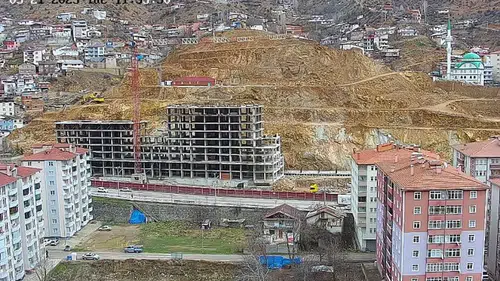 Nas: 'Mazlumun ahı indirir şahı'