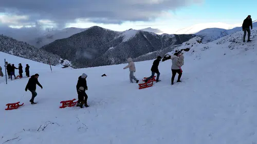 Kayak için kar yetmedi ama 'kar hasreti' yetti
