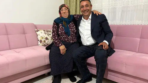 Yıllar önce iğnesini yapıyordu... Başkan olunca da unutmadı