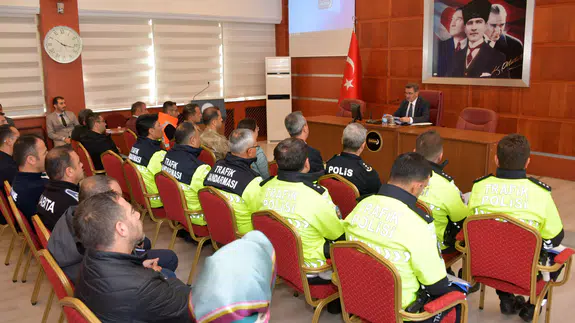 Gümüşhane’de Hız Sınırı Levhaları Yeniden Düzenlenecek