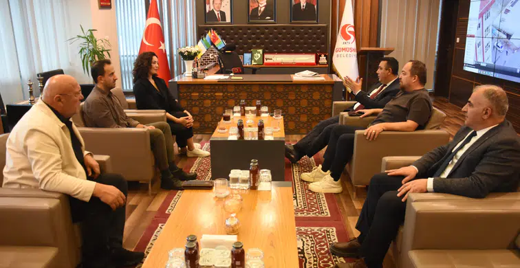 Azra Akın’dan Gümüşhane Belediyesi’ne Ziyaret