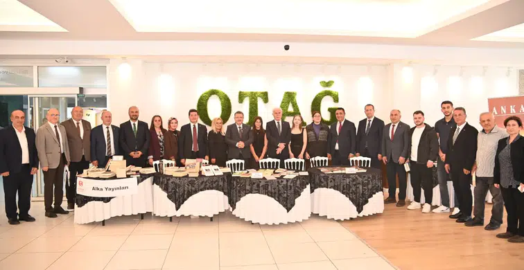 Bölge Belediye Başkanları Talat Ülker 3. Kitap Fuarı'nı ziyaret etti