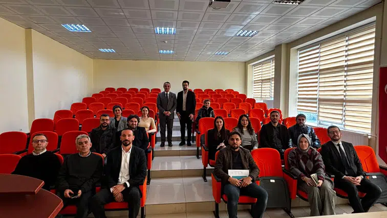 Gümüşhane Üniversitesi Sosyal Bilimler MYO’da Akademik Kurul Toplantısı Gerçekleştirildi
