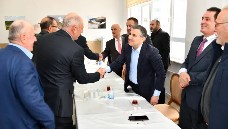 Vali Cevdet Atay muhtarlarla buluştu: "Sizler Bizim Başımızın Tacısınız"