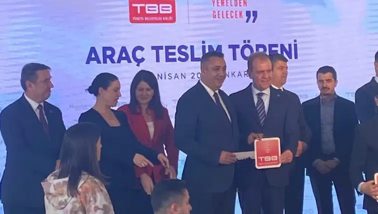 Türkiye Belediyeler Birliğinden Gümüşhane Belediyesine Araç Desteği