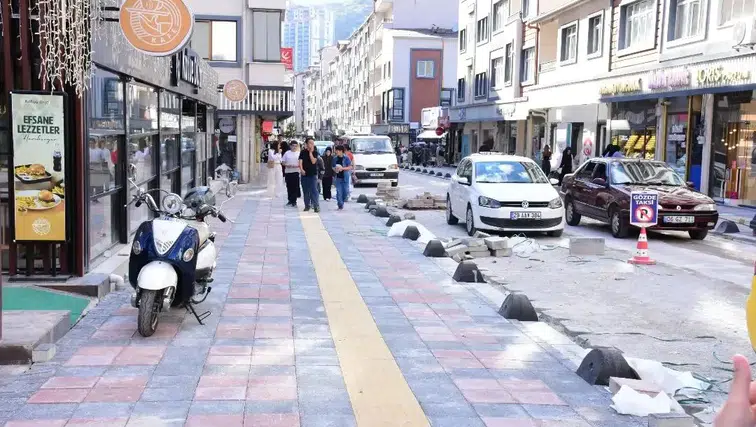 Başkan Başer’in kaldırım çalışmalarına Ülkü Ocakları’ndan teşekkür