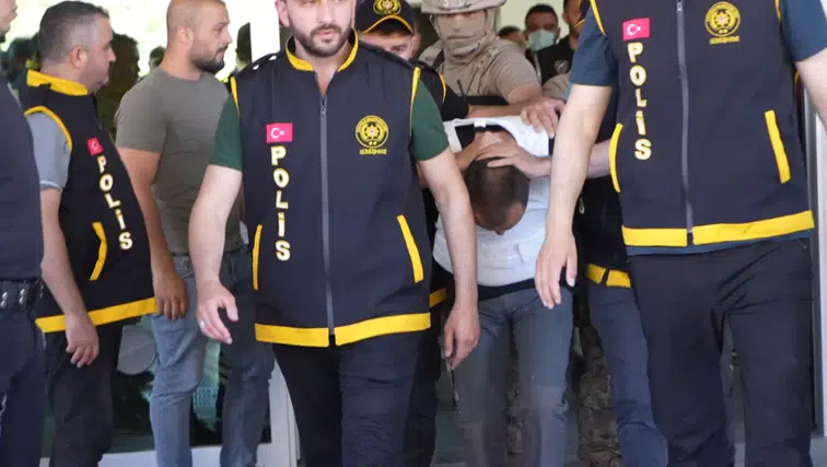 Torul'da Eşini Katledip Kaçmıştı: 4 Gün Sonra Saklandığı Yerde Bulundu