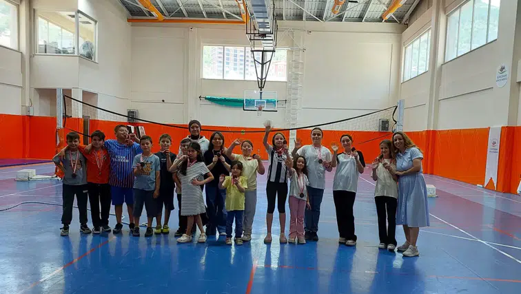 Anneler Sahaya İndi, Çocuklar Eğlenceye Doydu: Gümüşhane'de Unutulmaz Yaz!