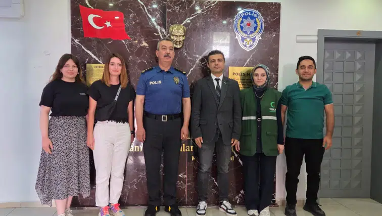 Yeşilay'dan Emniyet Müdürü Karasakal'a Anlamlı Teşekkür