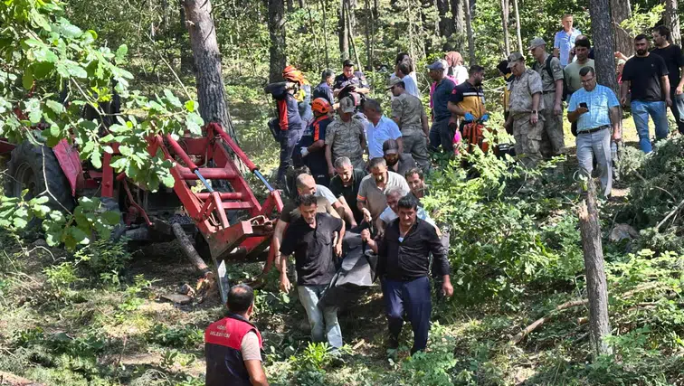 Gümüşhane’de traktörün altında kalan orman işçisi hayatını kaybetti