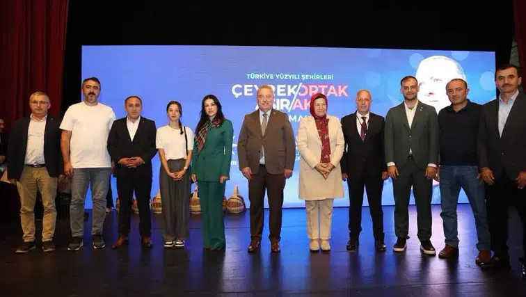 AK Parti Gümüşhane Heyeti Rize’deki Çevre ve Şehircilik Programı'na Katıldı