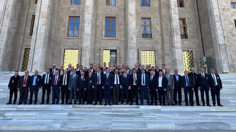 MHP Gümüşhane Teşkilatı TBMM grup toplantısında gövde gösterisi yaptı