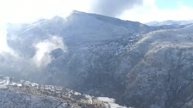 Gümüşhane’de zirveler beyaz gelinliğini giydi, termometreler eksi 6’yı gösterdi