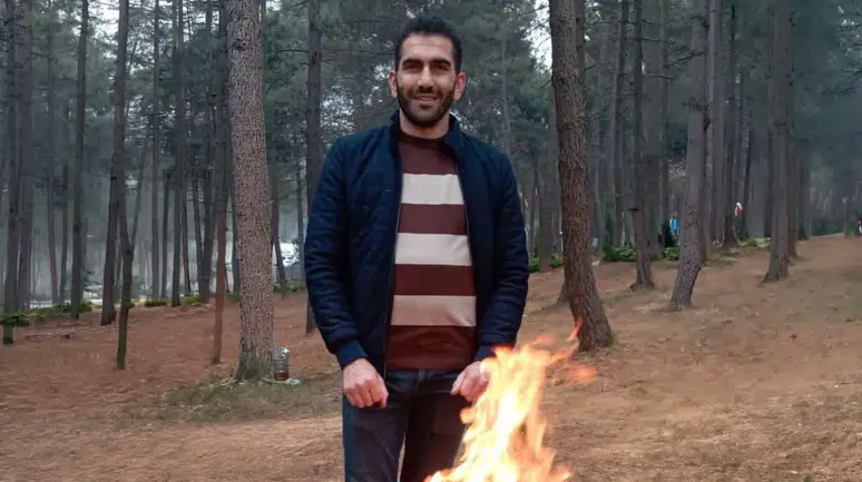 Cenaze için gelmişti, merdivenden düşerek hayatını kaybetti