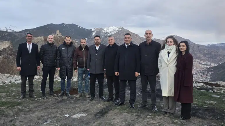 Şehrin en güzel manzarasına seyir terası için adımlar atılıyor