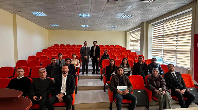 Gümüşhane Üniversitesi Sosyal Bilimler MYO’da Akademik Kurul Toplantısı Gerçekleştirildi