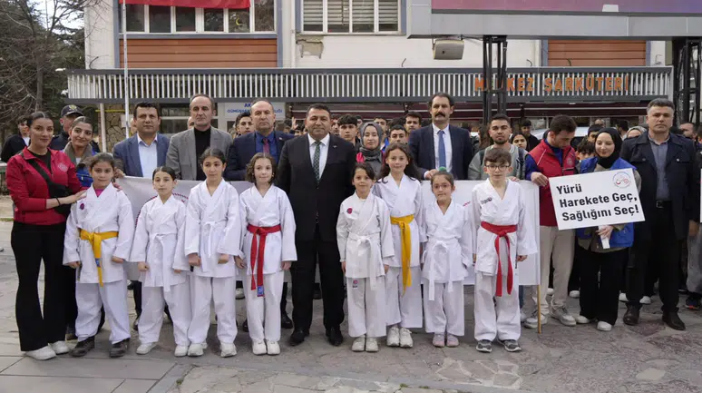 Gümüşhane'de obeziteye dikkat çekmek için yürüdüler