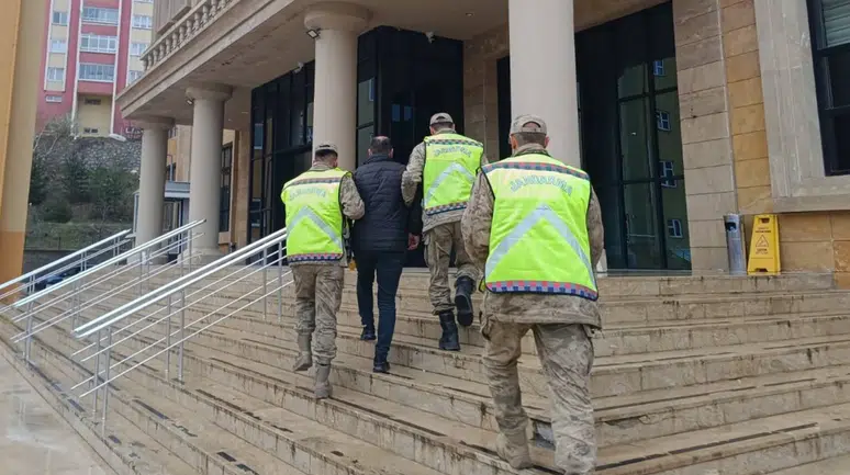 Yol Kontrolünde Yakalandı: 4 Yıl Hapis Cezası Bulunuyordu!