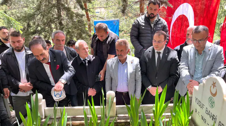 Gümüşhane'de Ülkücü Şehit Yusuf Bahri Genç Dualarla Anıldı