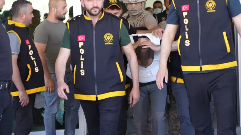 Torul'da Eşini Katledip Kaçmıştı: 4 Gün Sonra Saklandığı Yerde Bulundu