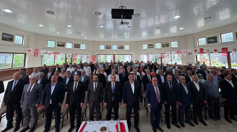 MHP Kürtün İlçe Kongresi Yapıldı: Bekir Kumaş Yeniden Başkan
