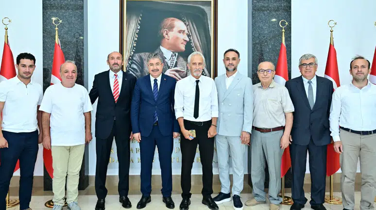 Eskişehir'deki Gümüşhanelilerden Vali Yılmaz’a ziyaret: Eylül Ayındaki Büyük Buluşmaya Davet Ettiler