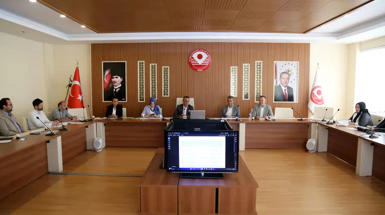 Gümüşhane Üniversitesi 2028-2032 Stratejik Plan Hazırlık Toplantısını Gerçekleştirdi