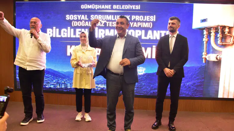 Gümüşhane Belediyesi'nden 100 Aileye Ücretsiz Doğalgaz Tesisatı