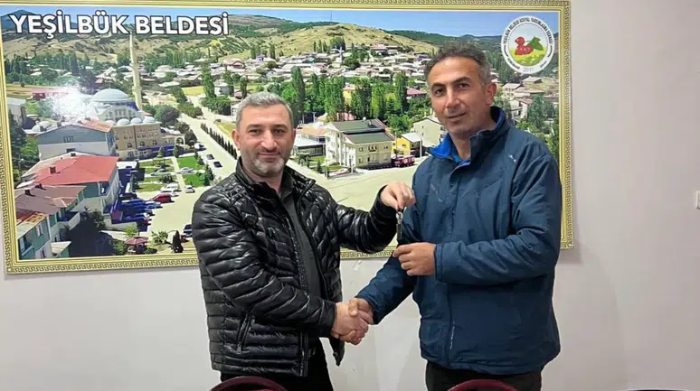 Yeşilbük Sosyal Yardımlaşma Derneği’nde Bayrak Değişimi: Zafer Canan’dan Vefa Dolu Veda!