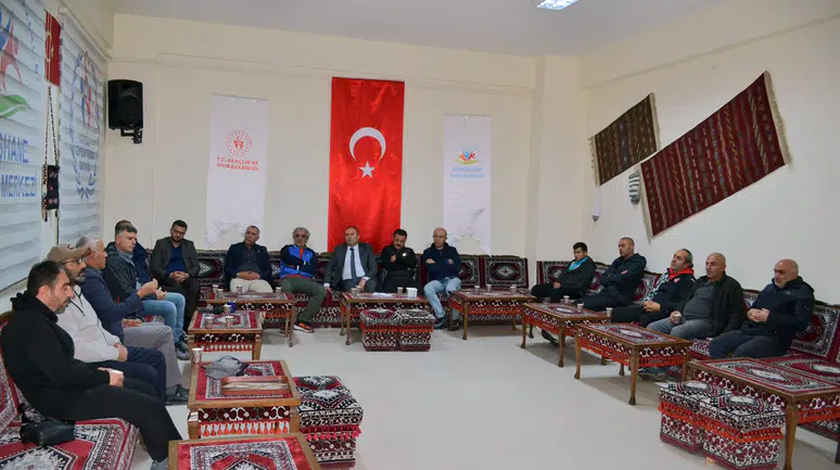 GÜSYABDER'in "Ayın Konuğu" Programında Gümüşhane Sporunun Geleceği Görüşüldü
