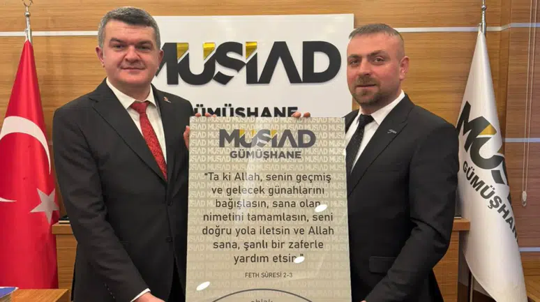 MÜSİAD Gümüşhane'de Bayrak Değişimi: Selim Yıldız, Cihan Canlı'dan Görevi Devraldı!