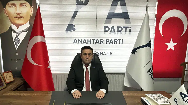 Canlı: "Gümüşhane İçin Çözüm Yereldedir"