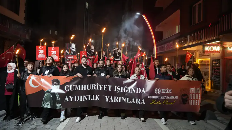 Yeni Parti İl Örgütü’nden Gümüşhane’de Cumhuriyet Yürüyüşü