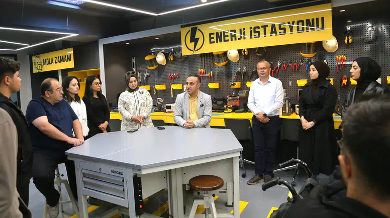 Gümüşhane Üniversitesi Gençlerine Dev İmkan: Hayaller Bu Atölyede Ürüne Dönüşecek